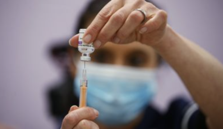 Pregnant or breastfeeding women are being invited to get their covid-19 vaccine today at a pop-up clinic in Bradford.  It'll be held at the Women's and Newborn Unit at Bradford Royal Infirmary from nine this morning until five.