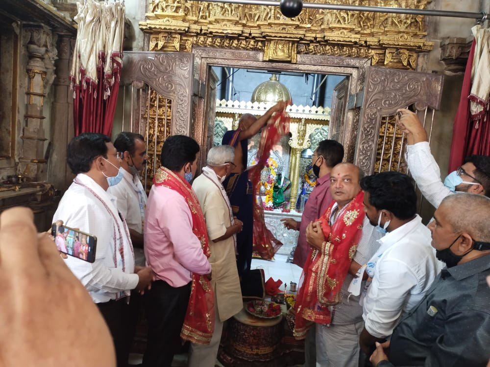 ઉઝાં થી શ્રી ઉમીયા માતાજી ના દશઁન કરી આમ આદમી પાટીઁ ગુજરાત દ્વારા આયોજીત "જન સંવેદના મુલાકાત” ના દ્વીતીય ચરણની શરુઆત..
#જન_સંવેદના_મુલાકાત 
#આપ_જ_સંકલ્પ