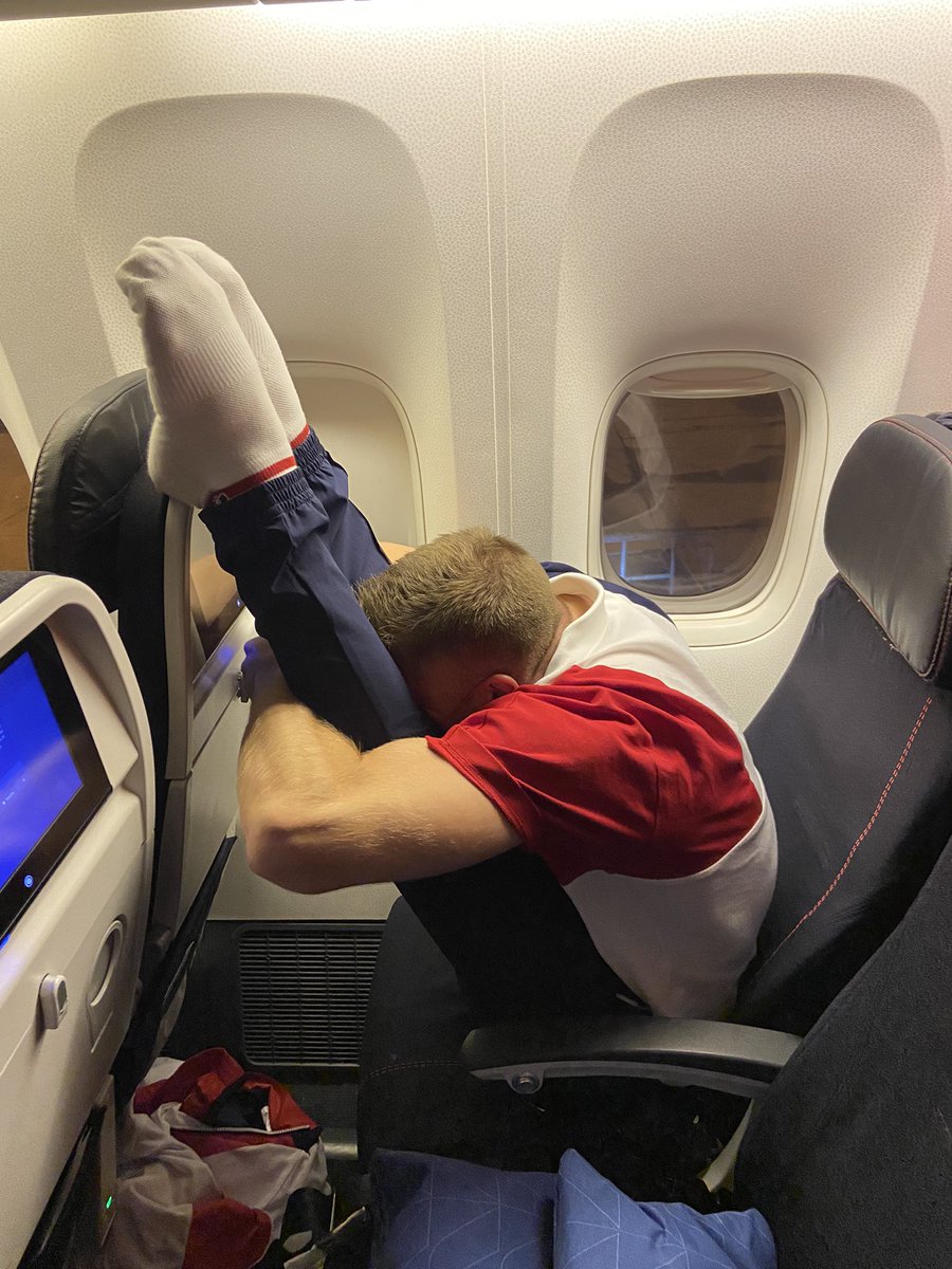 Bien arrivé à CDG avec <a href="/AirFranceFR/">Air France FR</a> ✨😋