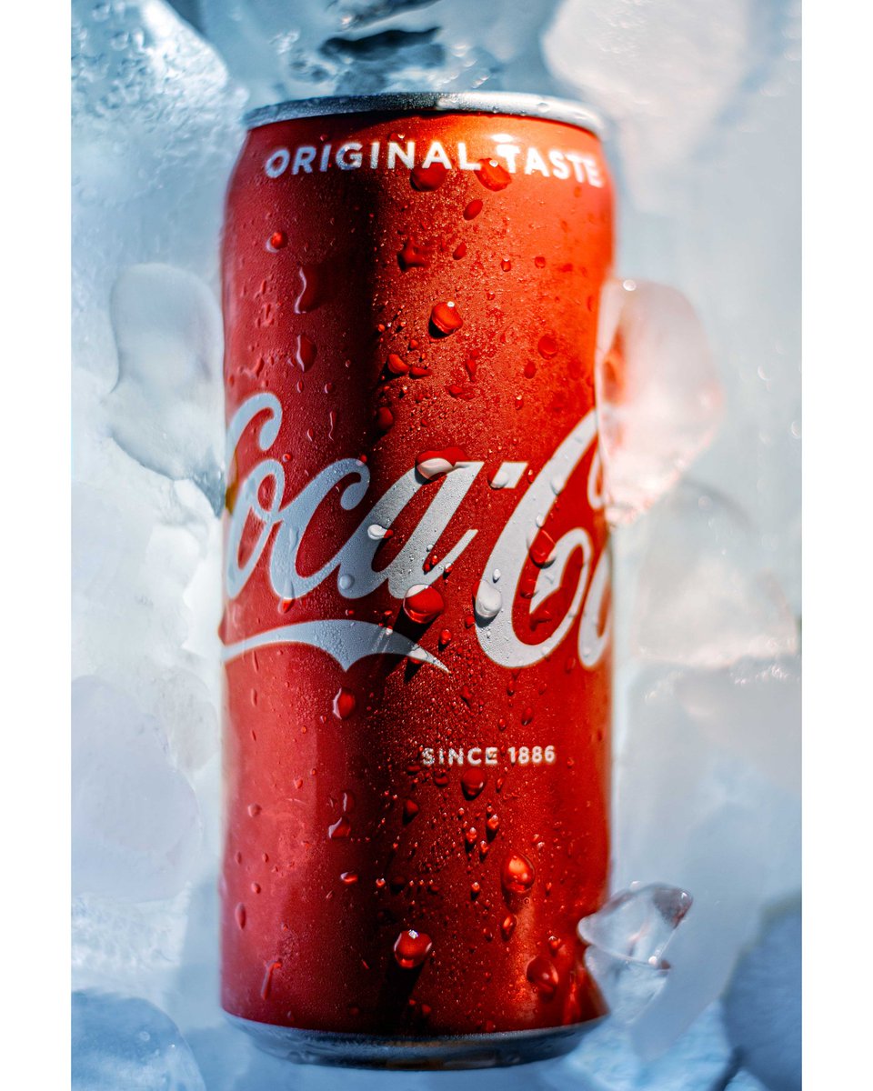 nkhil_80's tweet photo. Chilled cola at it's best!!!
Tried a product photography 
@NikonIndia @NikonMX 
@CocaCola @CocaColaCo @CocaCola_Br 
#photography #cocacolasummer #cocacola https://t.co/QInVBwdZ2i