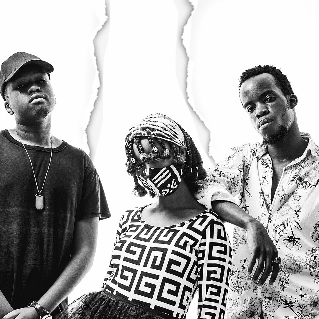 Dzel_Music's tweet photo. The whole crew tryna Catch a Vibe. Keep streaming and sharing. Link in bio. https://t.co/HhzC0ybVvO