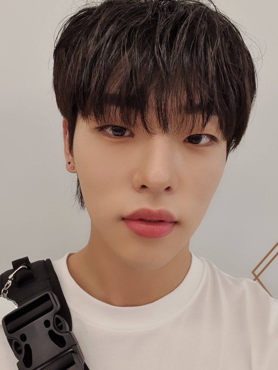 TheKingDom_GF's tweet photo. [MUJIN👑] 

많이 사랑해❣️

#KINGDOM #킹덤 #MUJIN #무진 https://t.co/hDJMvnUZg4