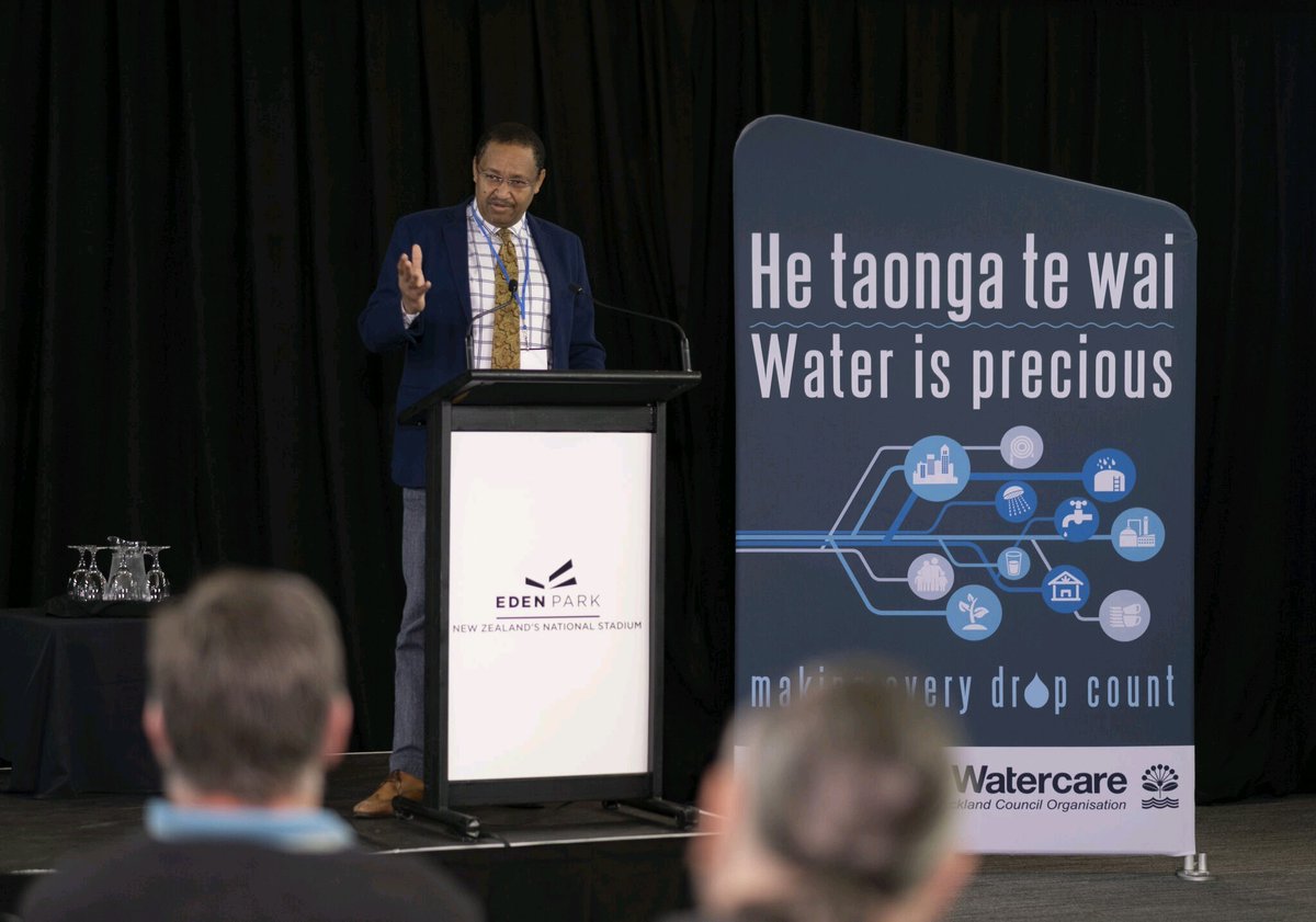 Yesterday at Watercare's Water Efficiency Expo - He taonga te wai, Associate Professor Asaad Shamseldin from the CEE department gave a talk about water efficiency in the context of climate change. More about the event: linkedin.com/posts/jane-egg…