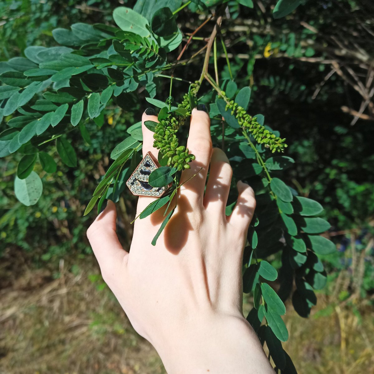 gdesigi's tweet image. Немного моих летних рук вам в ленту☀️