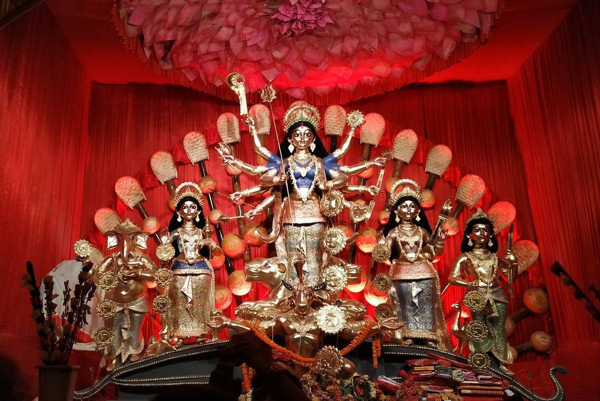 nooffensedear's tweet photo. I really want to enjoy Durga Puja this year... I can't take this Corona shit anymore. https://t.co/D0fTwjcW4n
