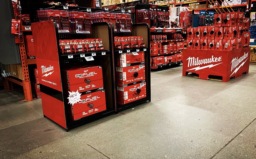 Milwaukee game was looking strong tonight. 👀 #4403TheBeast #HomeDepot #HardwareLegends