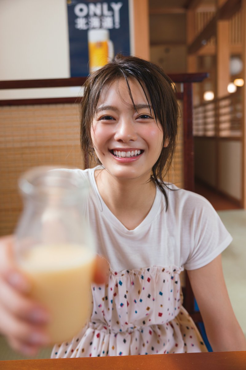 櫻坂46 田村保乃1st写真集『一歩目』【公式】2021年8月17日に発売しま