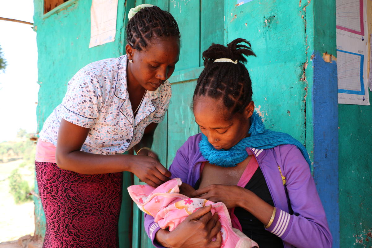 Save_ChildrenET's tweet photo. Non-breastfed infants are 14 times more likely to die from pneumonia and 10 times more likely to die of diarrhoea than breastfed children. Action is needed now to unlock the life-saving potential of #breastfeeding. Government must step up this #NutritionYearofAction #WBW2020 https://t.co/DSfsuHXnp5