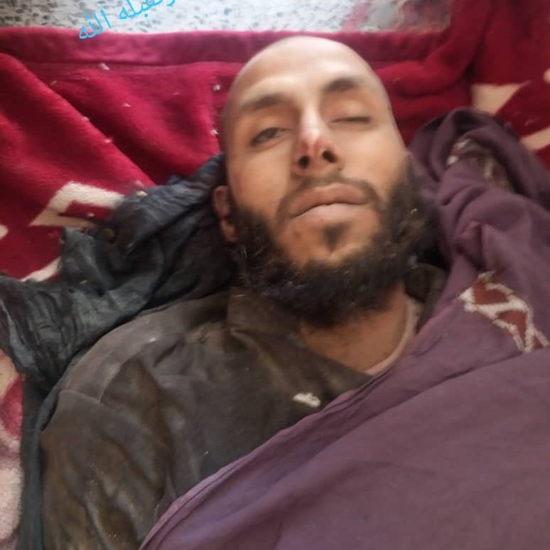 OmarAtal_'s tweet photo. Abdullah Bek's pro-gov militia
tortured and then executed
Talib named Hafiz Umair in Taloqan-Takhar.
Will there be any voice raised for Umair as much as it was raised for #Khasha? And it would be considered a war crime?
@hrw #WarCrimes @NaseebKhanZ https://t.co/xjPgqrm40v