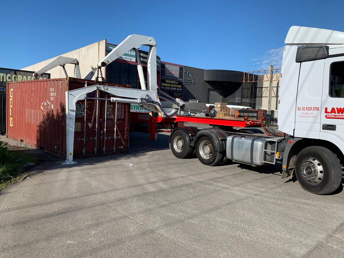Outdecoliving1's tweet photo. Outdeco Living specialise in Merbau Dar timber in different sizes. Merbau Dar can be used as feature beams, fencing, gates, pergolas, exterior furniture, screenings and veranda.
https://t.co/ss2l15y02C
#merbau #merbaudar #dar #merbaudarMelbourne https://t.co/da4Z2P42um