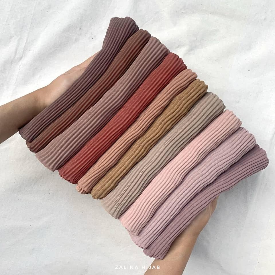 bae__pipit's tweet image. Pashmina plisketnya kak silakan di check out cuma 45k aja 🛍️😊
Shopee: shopee.co.id/zalinahijab_id
#pashmina #pashminaplisket