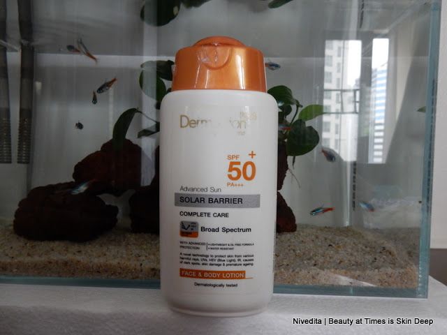 Niveditanb's tweet photo. Here's another review of an easy-on-the-pocket #sunscreen ! https://t.co/PEYpZr1L99 Don't forget your SPF even at home! #skincare #workingfromhome #QuarantineLife https://t.co/Uv4UBV0mrA