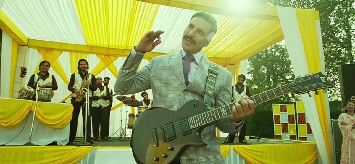 ReviewBollywoo1's tweet image. #Marjavaan Song Out Now! Song is Actually Very Nice 👌🥰 

#AkshayKumar #VaaniKapoor #BellBottom