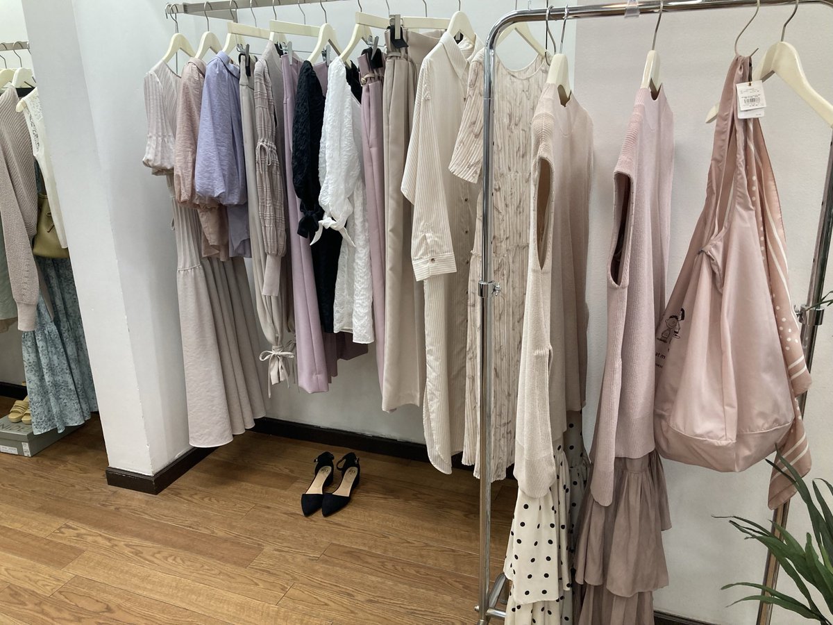 selectshopgrace's tweet photo. sale開催中
#呉セレクトショップ #grace #flayid #NAMBA #呉中通り https://t.co/CE7CWOLdeE