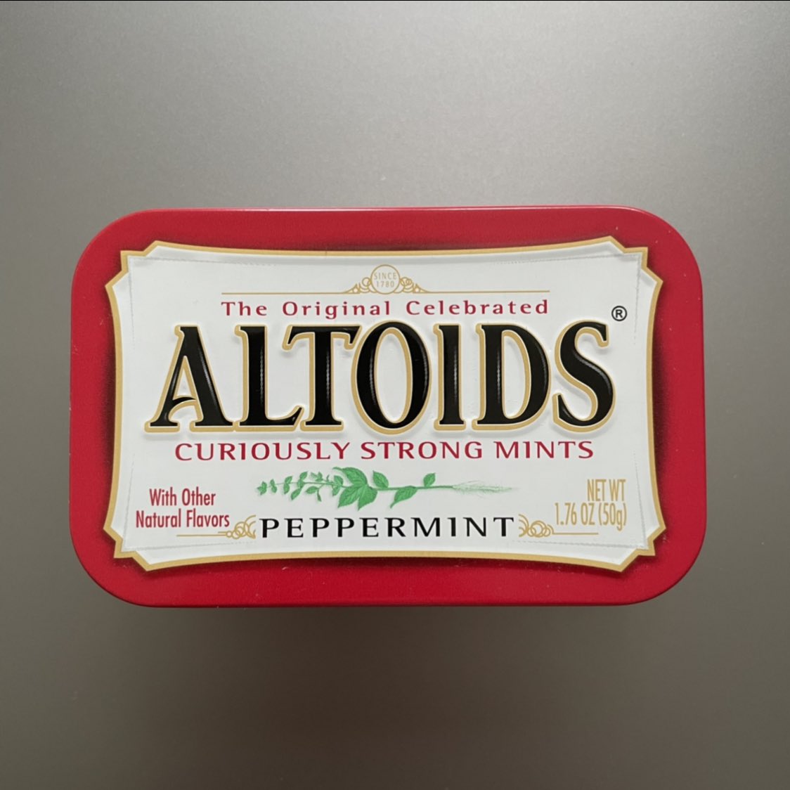 guido_burger's tweet photo. Peppermints gone? Use the case to carry your #IoT Octopus 🐙 project around - provides perfect protection for high valuable sensors like #BME680 and #SCD30 … #airqaulity #CO2trafficlight #CO2Ampel (don‘t power within a metal box, without proper isolation 😜) @MakeMagazinDE @make https://t.co/4qoAmeBFk7