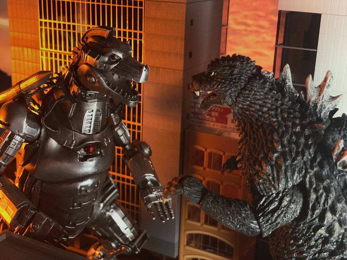 Godzilla vs Mechagodzilla

@NECA_TOYS Godzilla fighting third-party Mechagodzilla against Tomix n-gauge buildings

#godzilla #necagodzilla #mechagodzilla #godzillavsmechagodzilla #shmonsterarts #actionfigurephotography #toyphotos #kaijuphotography #kaiju #godzillaphotography