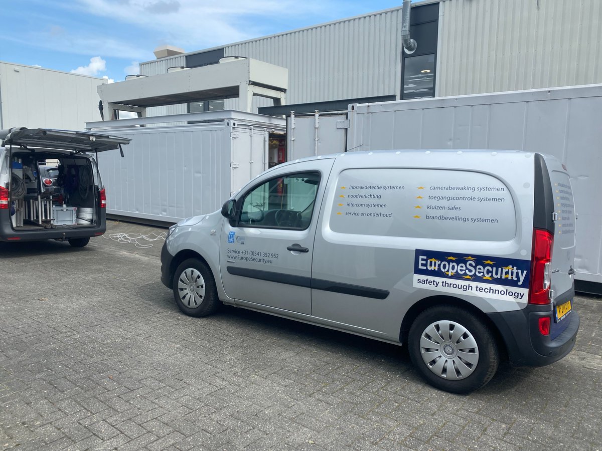 EuropeSecurity's tweet image. Word jij onze nieuwe collega?
Bouw mee aan een veilig Nederland...
Actuele vacatures: europesecurity.nl/vacatures/