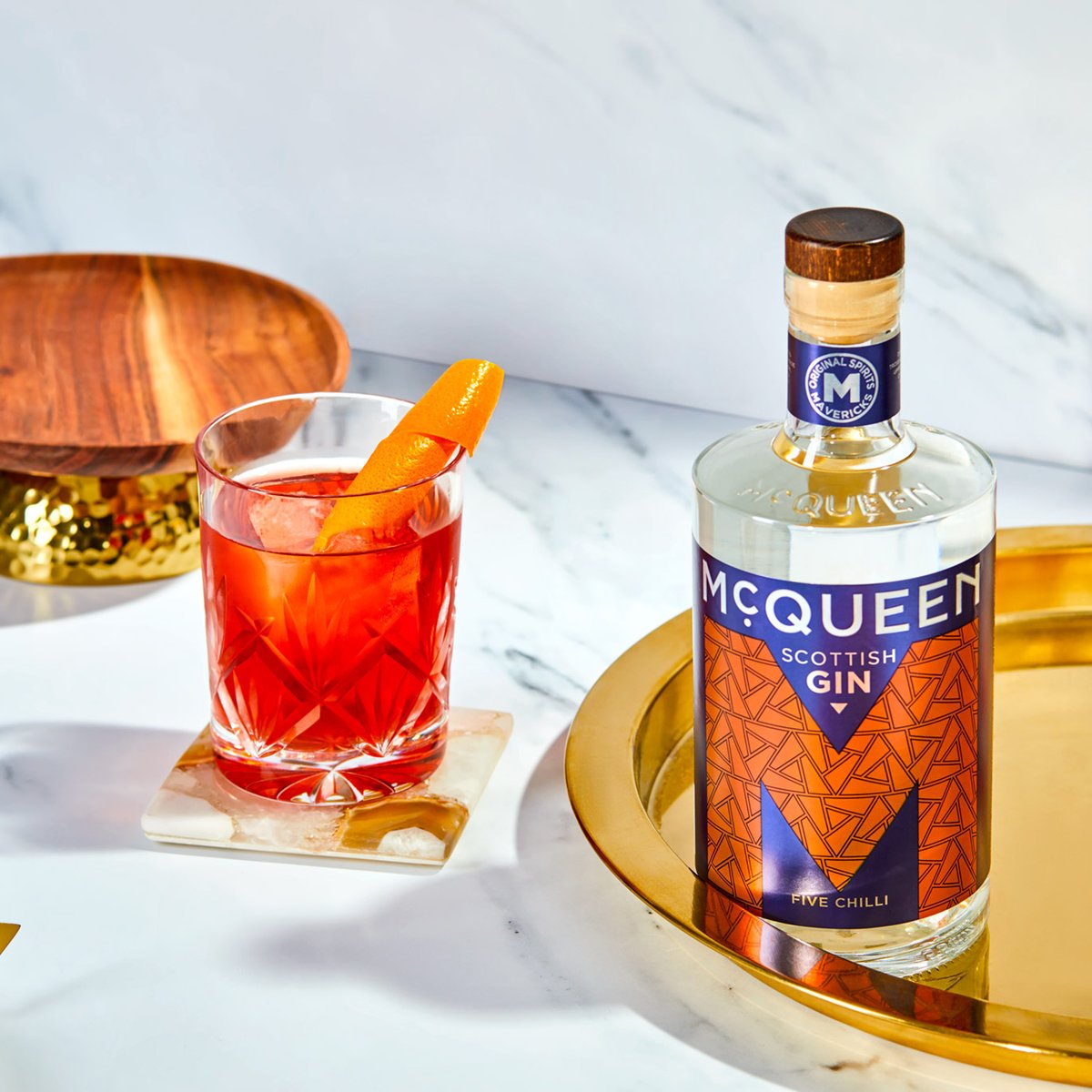 It might be #beerday 🍺 but we all know that the best drink to start off the weekend is a McQueen Five Chilli Negroni! 🍹 So whatever you are drinking this weekend make it special with a McQueen Gin! 🍸

mcqueengin.co.uk/shop/

#mcqueengin #mcqueen #beer #internationalbeerday