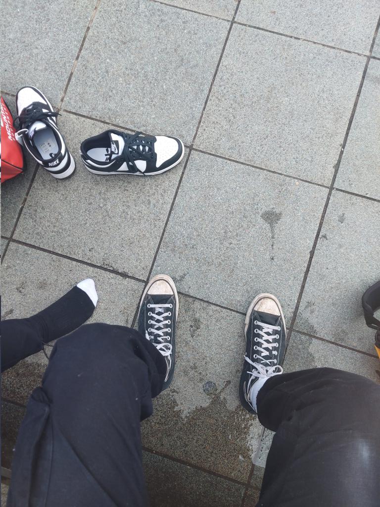 Alpha_Arron's tweet photo. Big up glastoe, hit the dms, gonna be a mental one with @footbaesd 

findom | finD  | humanatm | alphamale | cashgod | paypig | cashcow  | feetworship | soles | finsub | footfetish | whiteboy | cashmaster  |  mensfeet | https://t.co/sSbun05SKt