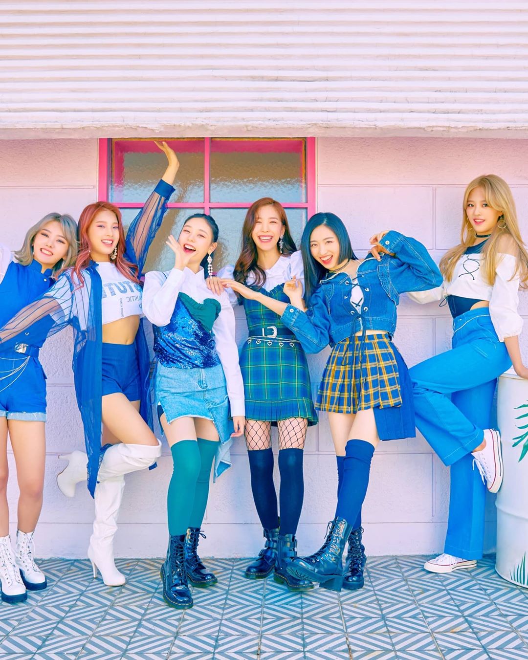 E8G8cziWEAsDb4y?format=jpg&name=large