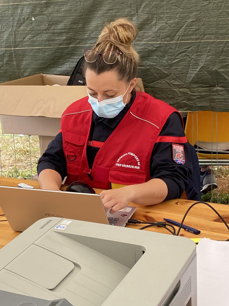 Les <a href="/PompiersDuLot/">Les Pompiers du Lot</a> en mode #Dépistage #COVID19 les 31-7 et 1-8 au festival <a href="/Ecaussysteme46/">FestivalEcaussysteme</a>.
<a href="/Prefet46/">Préfète du Lot 🇫🇷</a> <a href="/ARS_OC/">ARS Occitanie</a> 
facebook.com/pompiersdulot/…