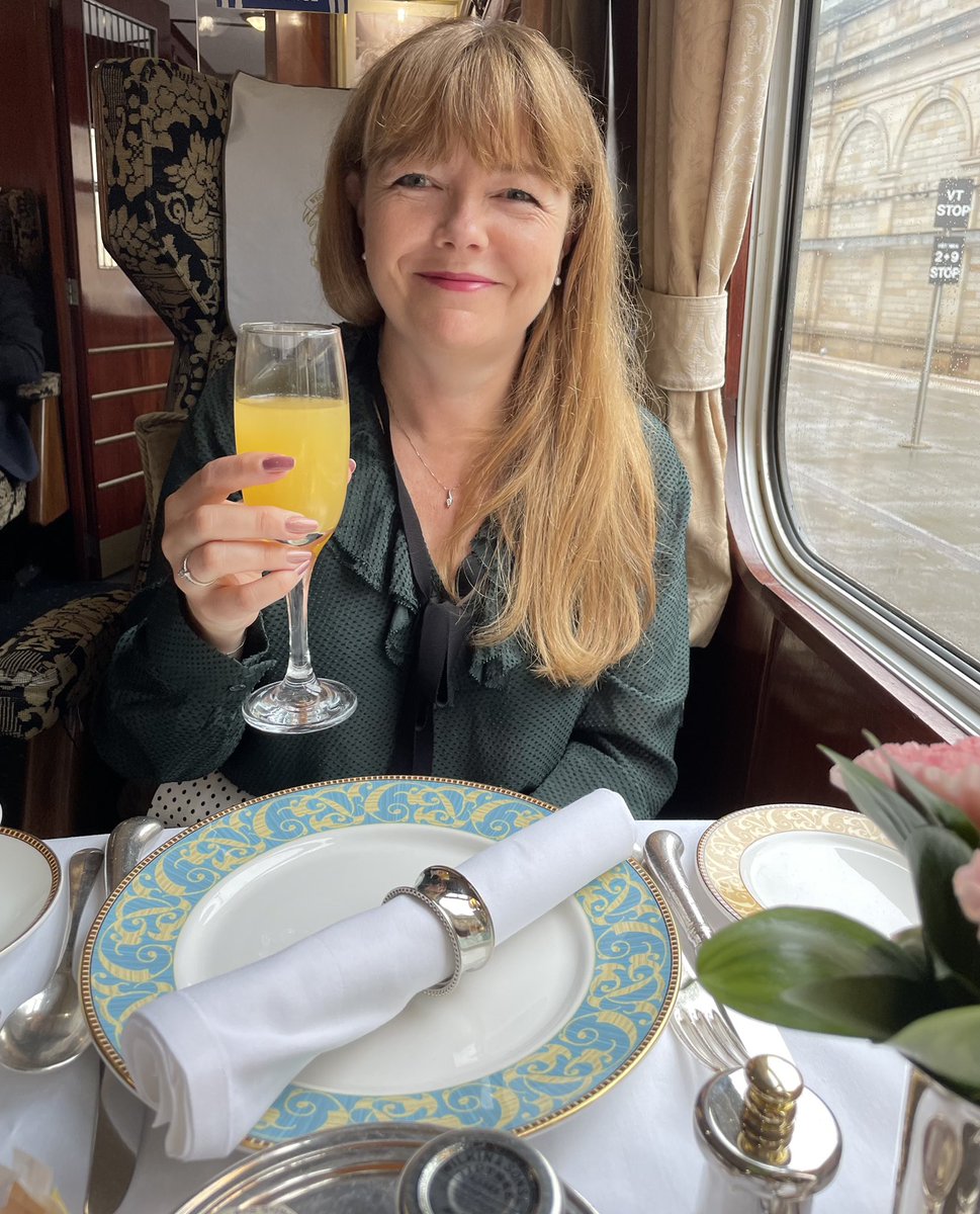 SpursLass71's tweet photo. My 50th birthday celebrations continue, cheers 🥂 @northernbelletr https://t.co/bcl1Km4koi