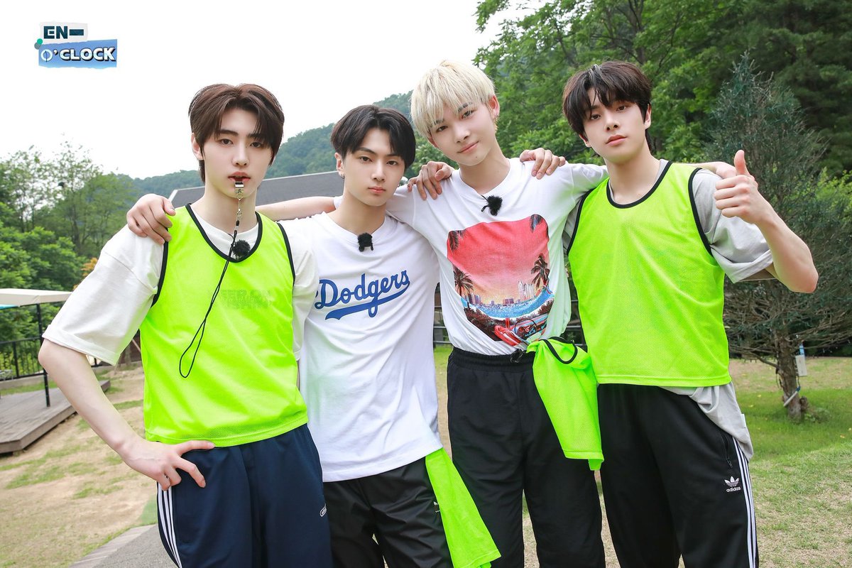 ไม่ว่าเธอจะเป็นอะไรแต่ฉันเป็นของเธอคนเดียวนะจ้ะเบบี๋ เย๊ห์