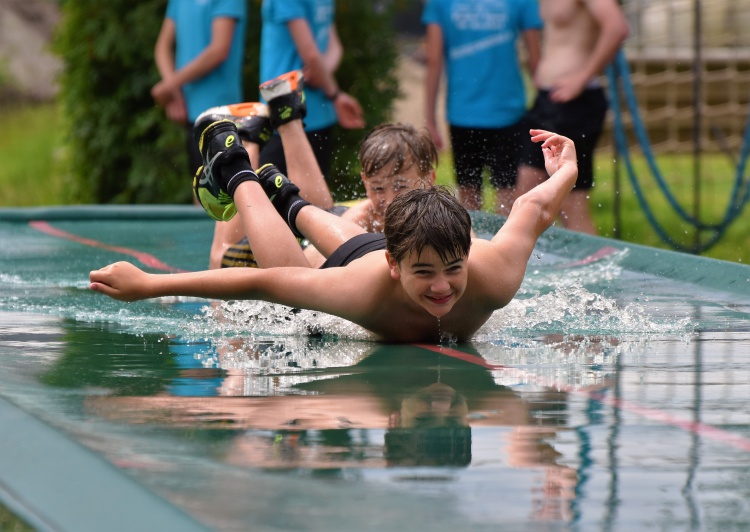'Siem doet mee aan poldersporten.' Dat is het ultieme waterplezier. Heb jij al een mooie foto ingezonden voor onze #fotowedstrijd thema waterplezier? Dat kan eenvoudig via deze link:
ringfoto.nl/fotowedstrijd-…