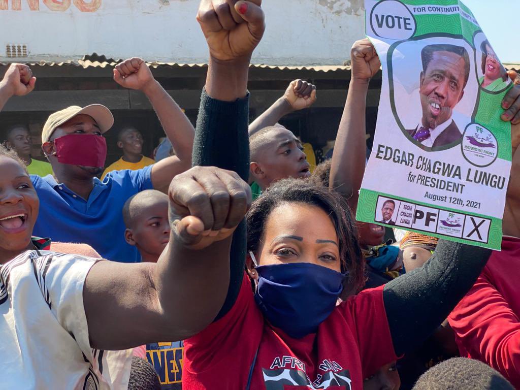 EdgarCLungu's tweet photo. Ba Chingola thank you for your continued support to me and to the mighty Patriotic Front, let's do the same on August 12. 

Make your vote count.

#VotePF 
#Alebwelelapo https://t.co/GHBL8DBz3e