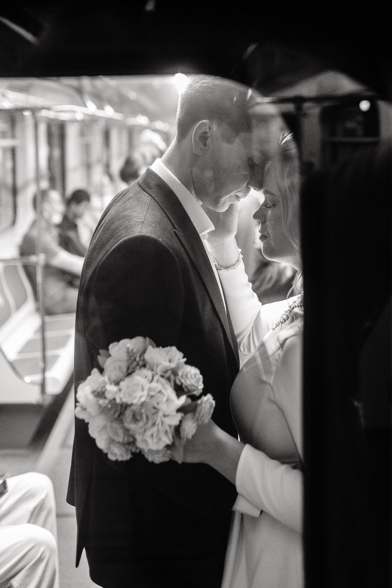 MoscowWedding's tweet photo. А вы хотите провести свадебную фотосъёмку в метро?
....
#свадьба #свадьбавмоскве #свадьбы #свадьба2021 #свадьбамечты #свадебныйфотографмосква #фотографнасвадьбу #wedding #weddings #weddingday https://t.co/01xtlk2Jam