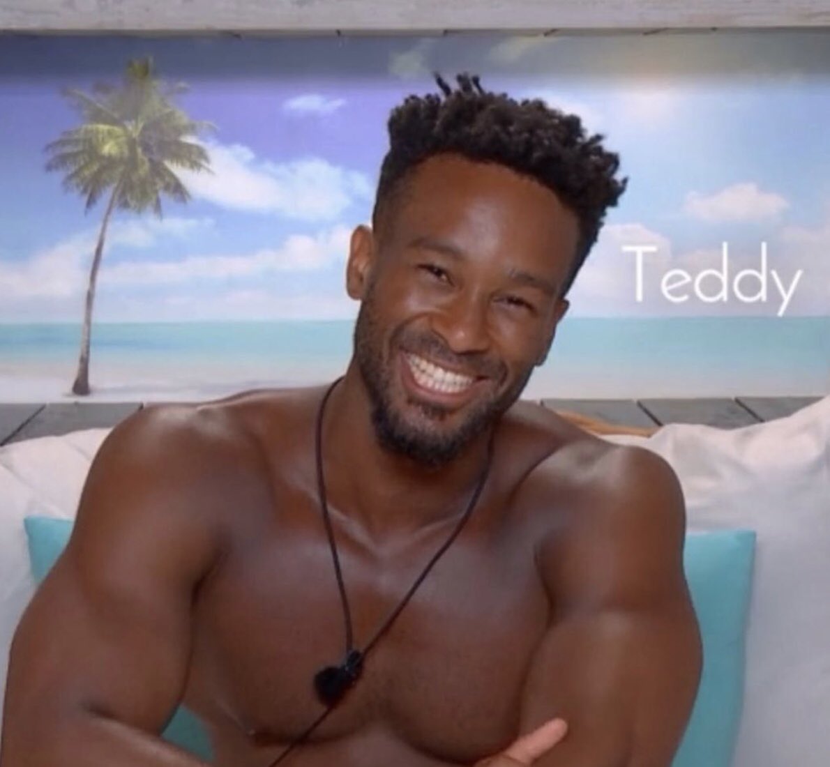 jashembrow's tweet photo. We need more people in the world like these.. #LoveIsland #LoveIslandUK #loveIsland https://t.co/G6JHSRFeTE