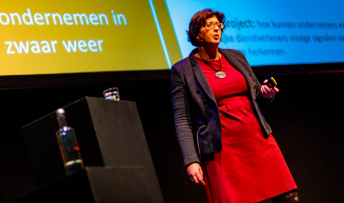 Meld je nu aan voor de interactieve lezing van UT alumna Ingrid Wakke over Entrepreneurship with impact in the new economy! utwente.nl/onderwijs/prof…