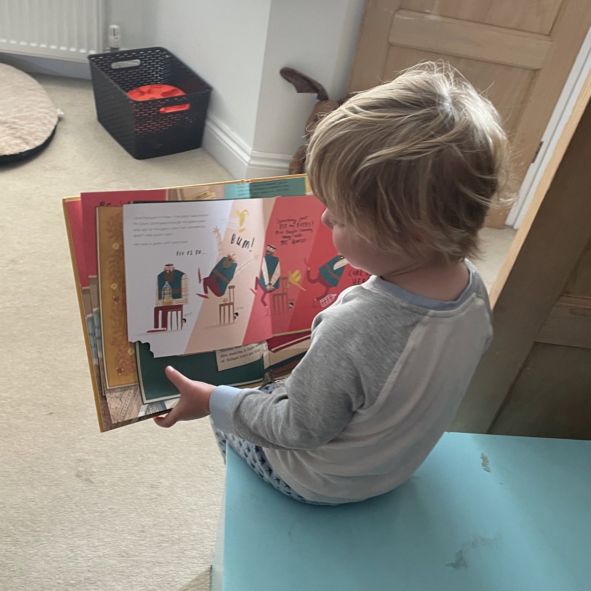 Laura Baker tweet media