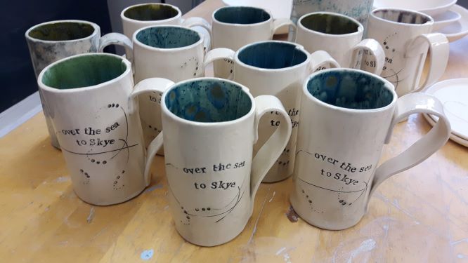 gowildatart's tweet photo. Pottery and poetry by the sea in beautiful Argyll! We have a couple of places left on a pottery and poetry short break 20-23 Sept 2021. You create your own beautiful clay pieces, inspired by the sea and landscapes of the Cowal peninsula.

Email info@wildatartscotland.com https://t.co/UkS1UuAp1q