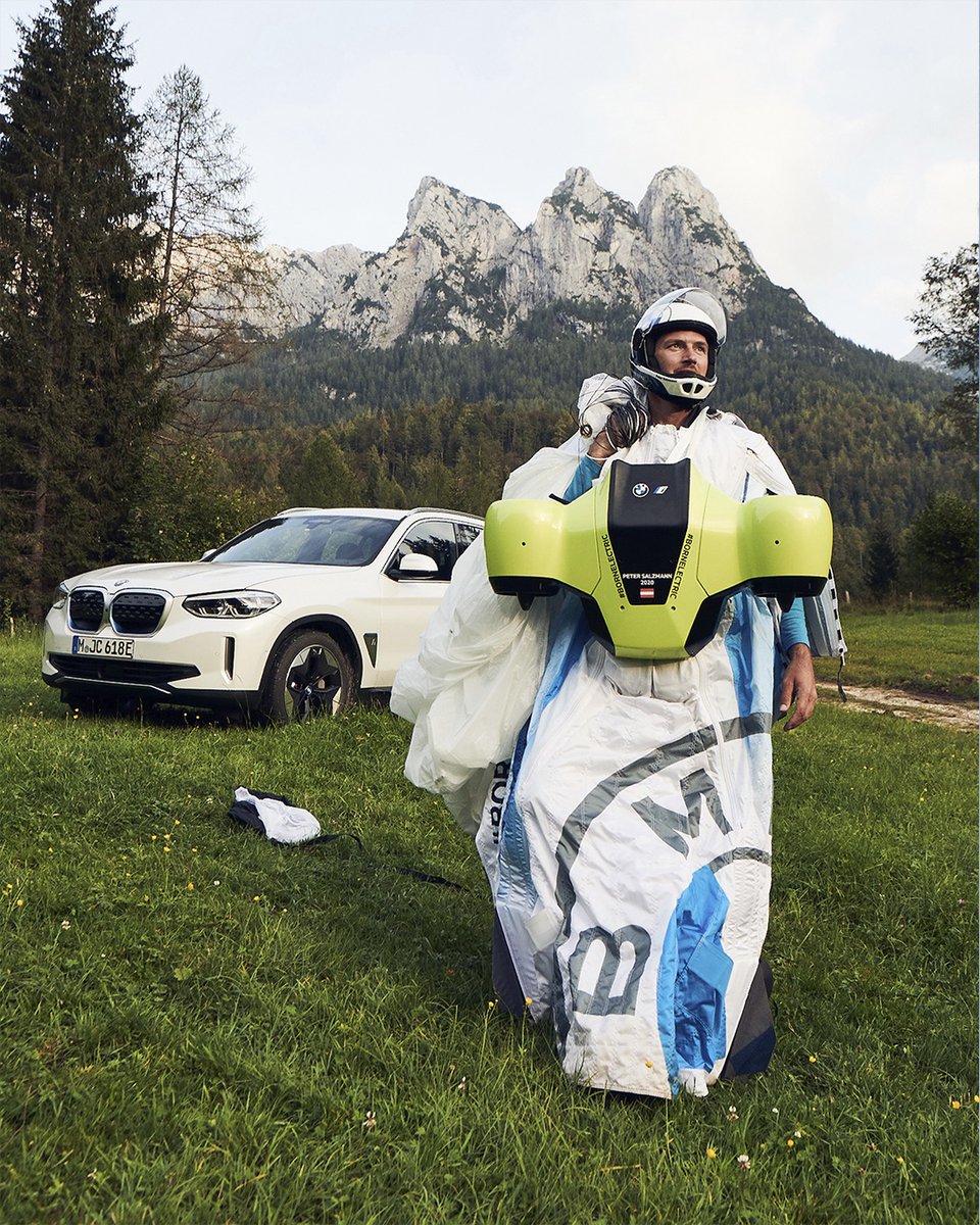 Ready for some gravity power?
#BMW #THE1 #THEiX3