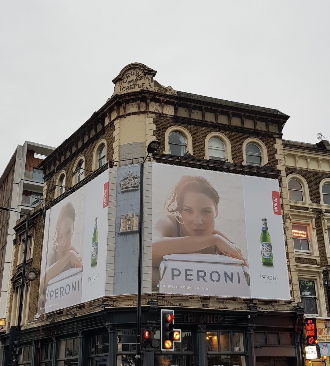 MediaAbseiling's tweet photo. Wide format install #banners #buildingwraps #wideformat #branding #advertising #signage https://t.co/8nrFhBJrjo