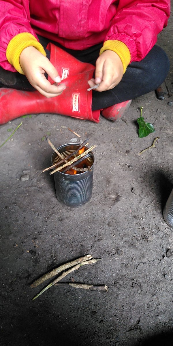SchoolElements's tweet image. The end of a very successful second week of our sold out Helens' Bay summer scheme! Thumbs up all round from the great attendees. Everything from forest to river to beach! Whittling, clay making, fire building... Can't get it anywhere else 💚