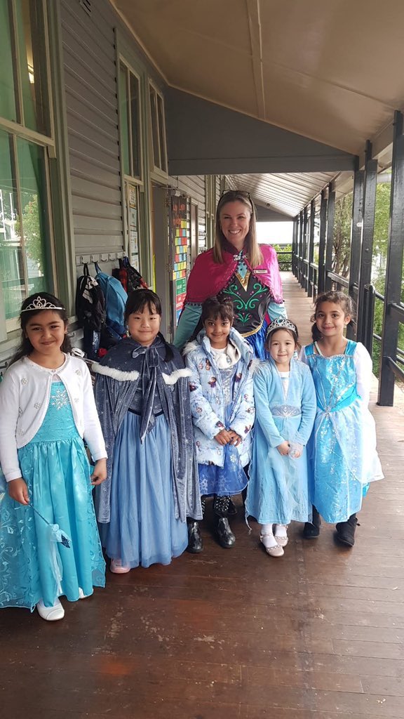 Happy Primary Principals Day to our most amazing leader, mentor and colleague. Thank you for everything that you do for our staff, students, families and community. Your passion for what you do shines everyday. #prinicpalsday2022 <a href="/Bentley1Kristy/">Kristy Bentley</a>
