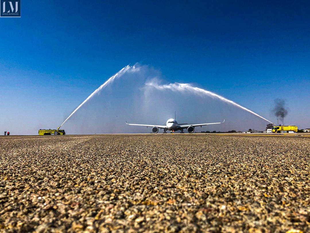 newswireZW's tweet photo. Touchdown: @qatarairways lands at RGM International Airport. This is the first time that the Doha-based airline has flown into Zimbabwe. 

Qatar Airways will run 3-weekly flights between Doha’s Hamad International Airport and Harare, with a stop in Lusaka. 

Images by @L_JayMut https://t.co/p3K0RQ3mFE