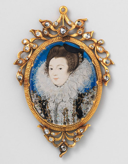 nat_clothing's tweet photo. This is lovely! Elaborate bejeweled portrait miniature of a woman, 1597. And what a setting! It was made by British artist Nicholas Hilliard. From The Met Museum
#bejeweled_portrait_miniature #portraitminiature #jewelry #jewels #jewellery #goldsetting #16centuryjewelry https://t.co/2RXkBhu8kT