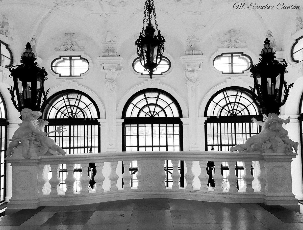 asesorandos's tweet photo. Palacio Belvedere. Viena. https://t.co/Z9XqngpIJD