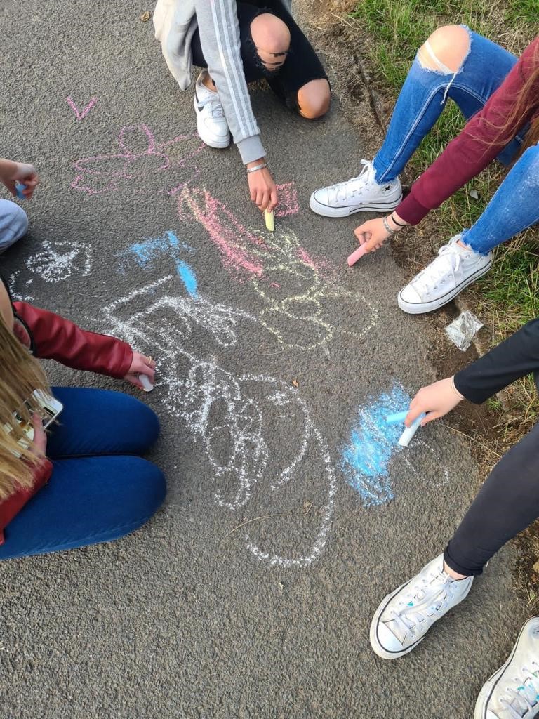 playboard_'s tweet photo. Our Youth@Play project got involved in the fun on #Playday2021 and delivered chalk to youth clubs in Belfast taking part in the project. 

The clubs joined @belfastcc #SummerOfPlay celebrations by getting creative with chalk!

#AWeeBitOfHope @eayouthservice ☀️ https://t.co/iDqEVJHkBB