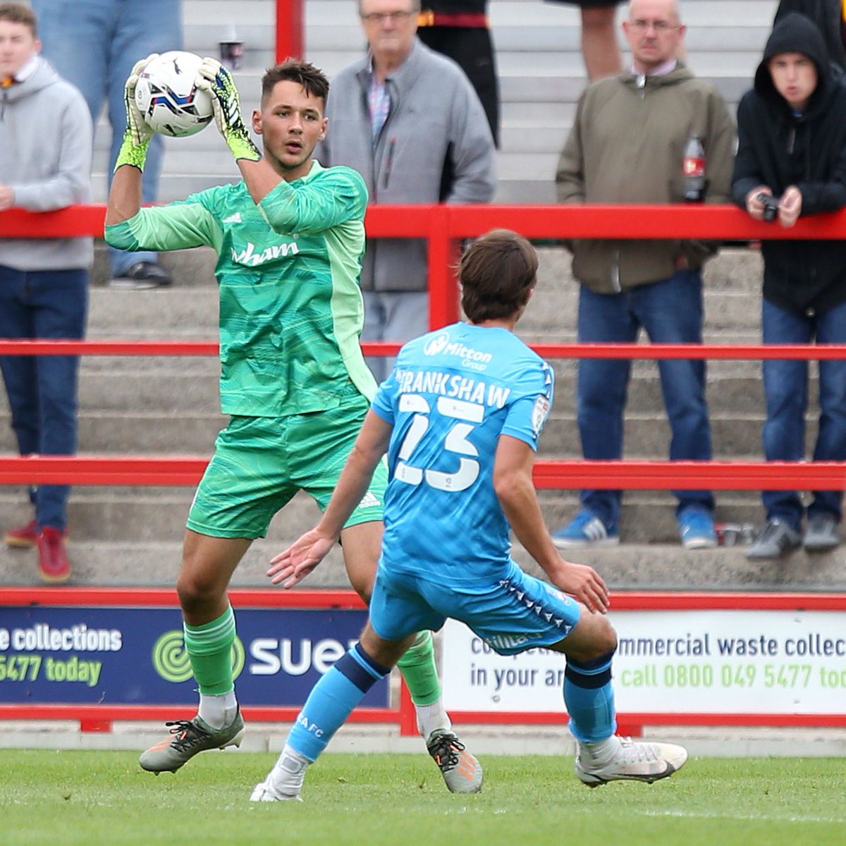 ASFCofficial's tweet photo. 💬@ManCity loan keeper @Jamestrafford6 is looking forward to a big season in his debut campaign in @SkyBetLeagueOne.

The Reds kick-off @wwfcofficial tomorrow.

https://t.co/QO5cTZ97vB https://t.co/QtiFQS2KfJ