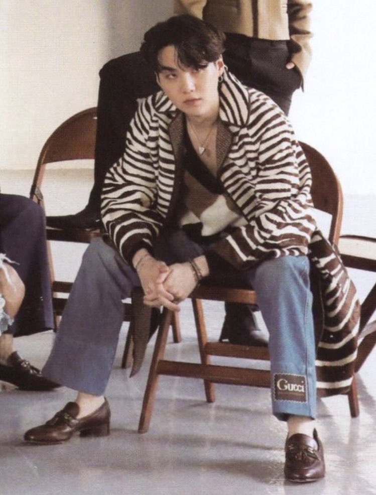 syubhoya's tweet photo. min yoongi the man that you are https://t.co/gmjAwmlWwq