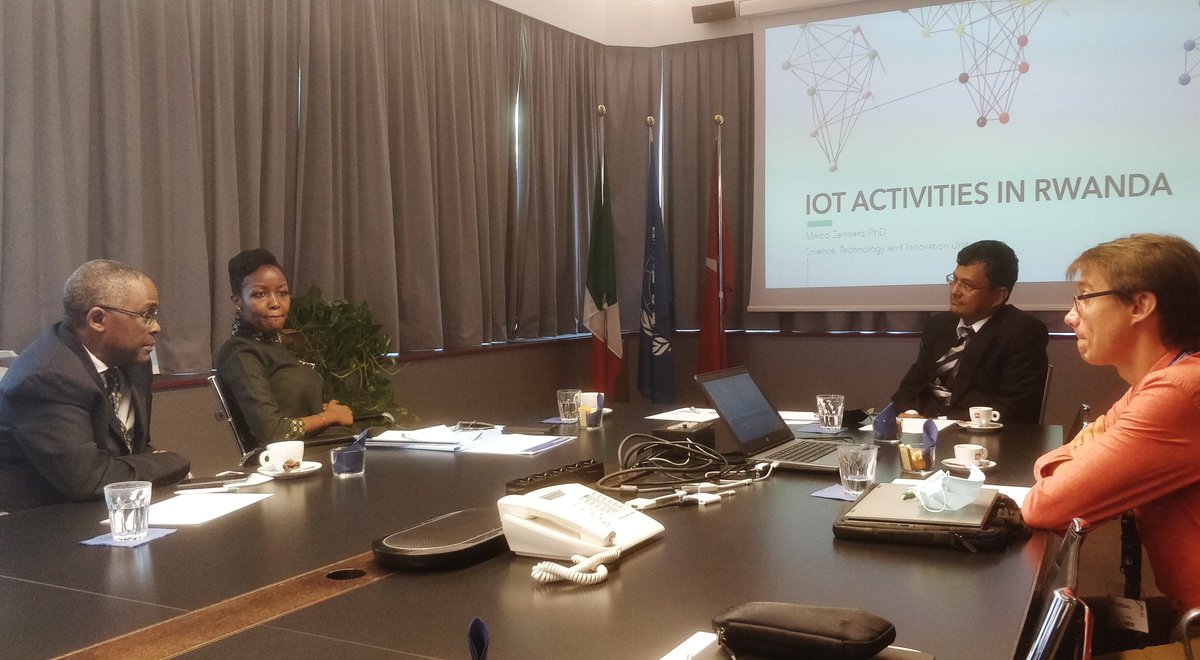 SandroScandolo's tweet image. "Our country wants to become a Pan-African hub for proof-of-concept innovation in e-health and agritech", said #Rwanda's Minister of #ICT &amp;amp; #Innovation @MusoniPaula today during her visit to #ICTP and #TWAS on the occasion of #G20Italy