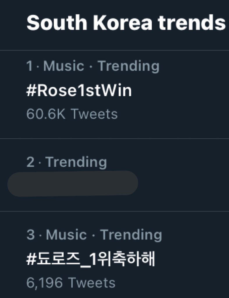 exoxoi__do's tweet photo. Trending no.1 &amp; 3 now~ 🥳🎉

Keep them coming~ 🥰👍

#Rose1stWin
#됴로즈_1위축하해 #엑소디오 https://t.co/CbTVz9Oph5