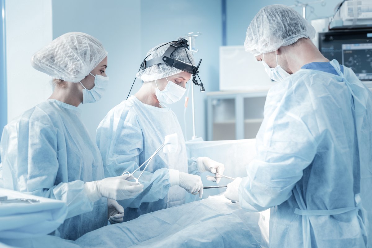LumenLabsGlobal's tweet photo. Research shows that even high doses of 222nm UVC do not induce mutagenic or cytotoxic effects in the skin. A recent study has found that the use of far-UVC in hospitals could significantly reduce the risk of surgical site infections
#lumenlabs
Read More: https://t.co/lV5qh98KvV https://t.co/beJ8RaOtmS