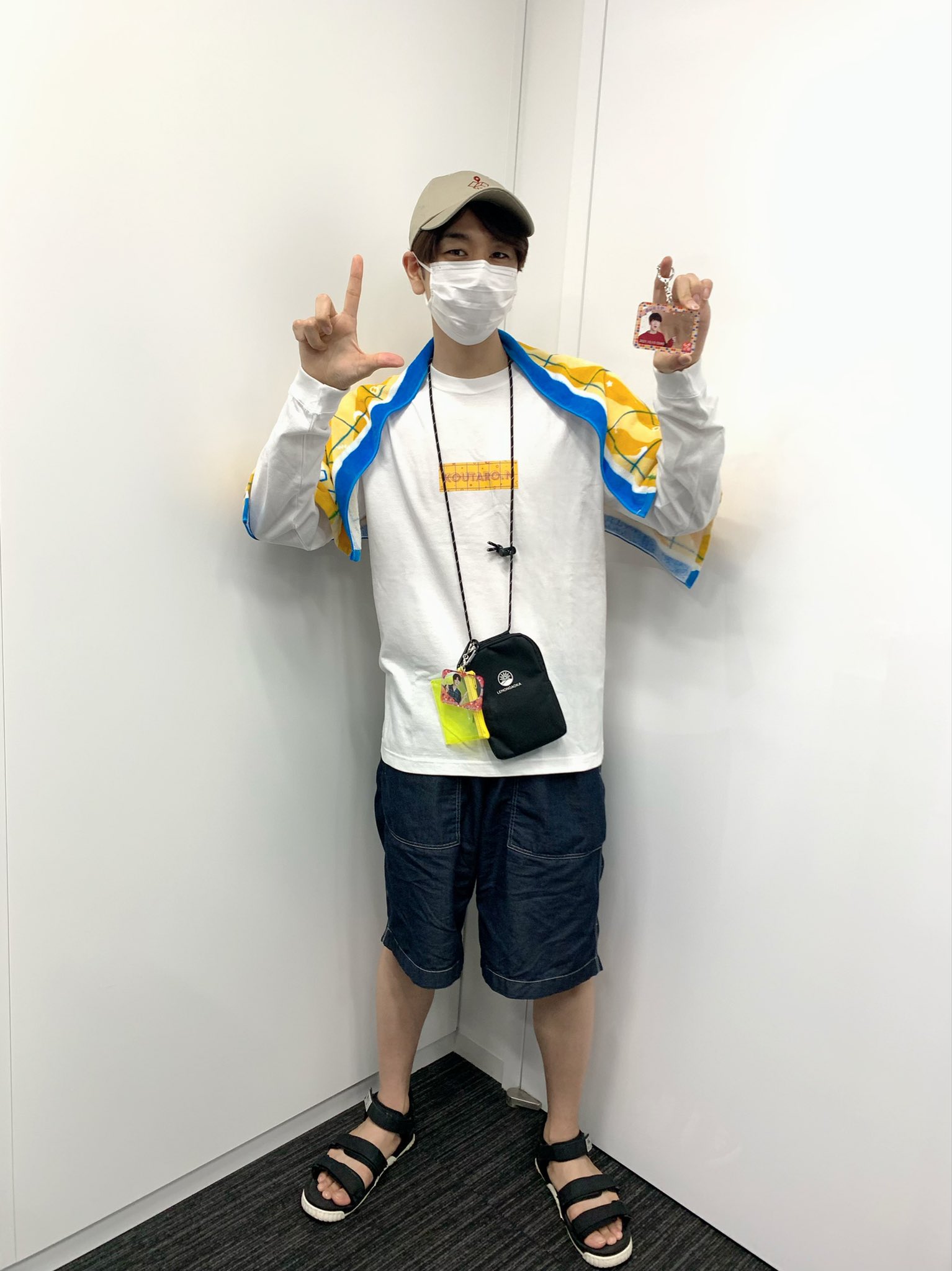 西山宏太朗 にしやまといっしょ。 ダイカットクッション 西山宏太朗「LEMONGAOKA」 にしやまくんと素敵なエブリデイ