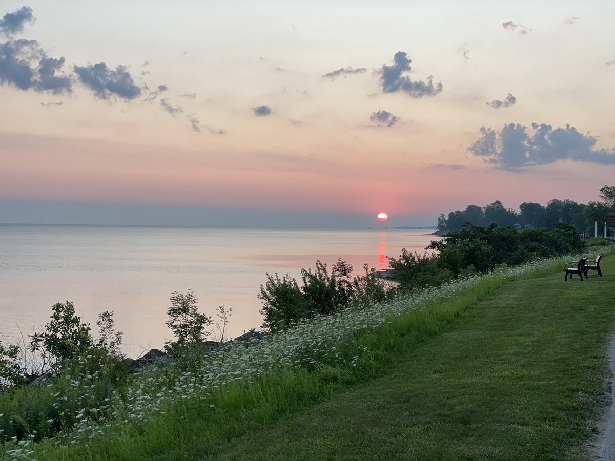 Sunrise over Lake Erie
Excited to Keynote Trumbull County ESC Administrator’s Conference this morning.
How can we find, share, and build systems to promote calm?
Being more of a regulator and less of a dysregulator amidst chaos
<a href="/TrumbullESC/">Trumbull County ESC</a>