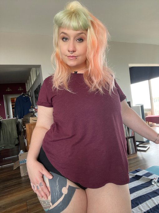 Wanna play with me as a blonde for a day? Come and join me on my OF sending out a new video later today